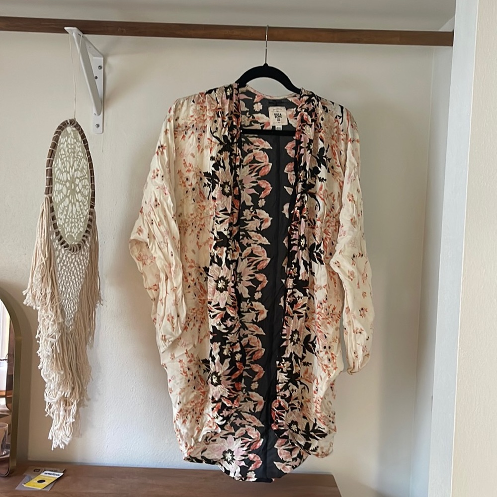 Billabong cover up/ wrap
